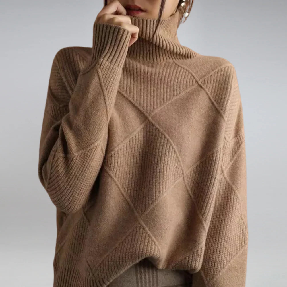 Long sleeve turtleneck jumper with ribbed details for women