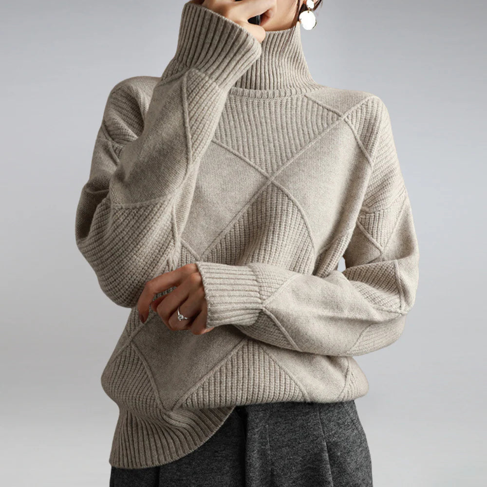 Long sleeve turtleneck jumper with ribbed details for women
