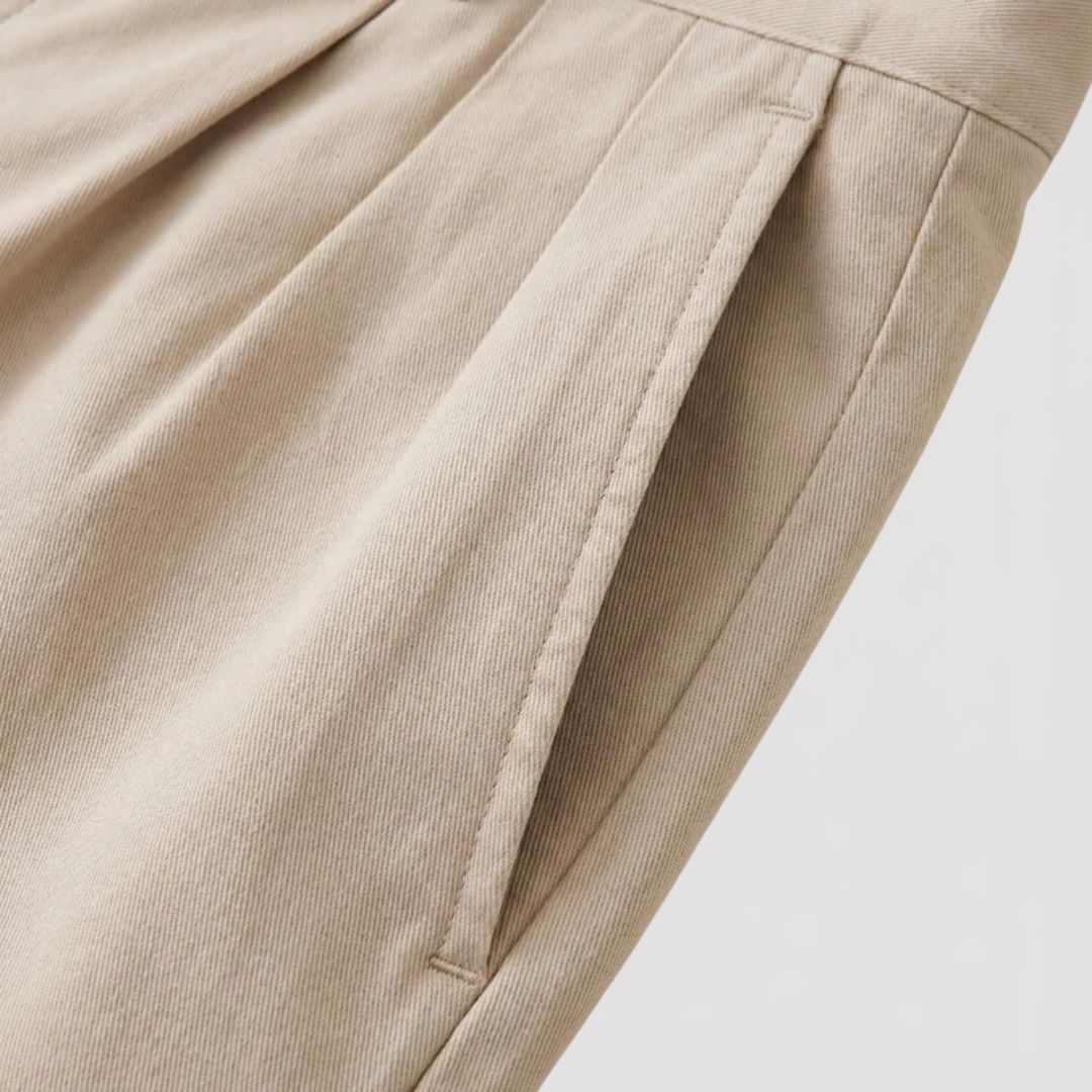 Men's Chino Shorts with Double Pleat and Turn-Up Cuff
