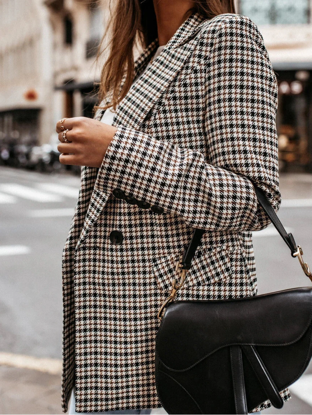 Women’s Checked Blazer with Button Front and Structured Fit