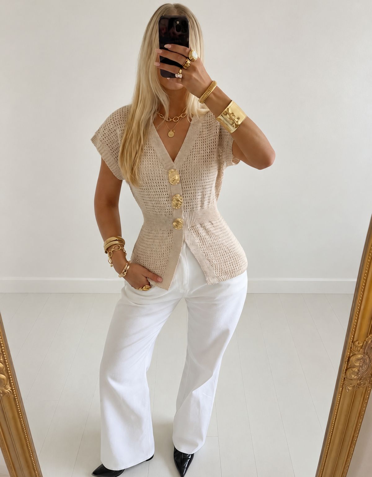 Women's Short Sleeve V-Neck Knit Cardigan with Button Closure