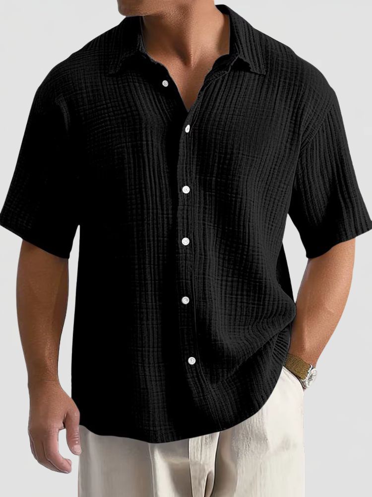 Men's Short Sleeve Textured Shirt with Classic Collar and Button Closure