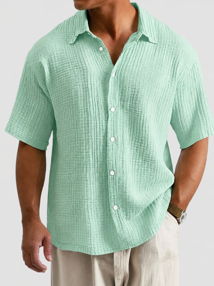 Men's Short Sleeve Textured Shirt with Classic Collar and Button Closure
