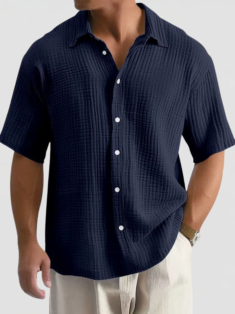 Men's Short Sleeve Textured Shirt with Classic Collar and Button Closure