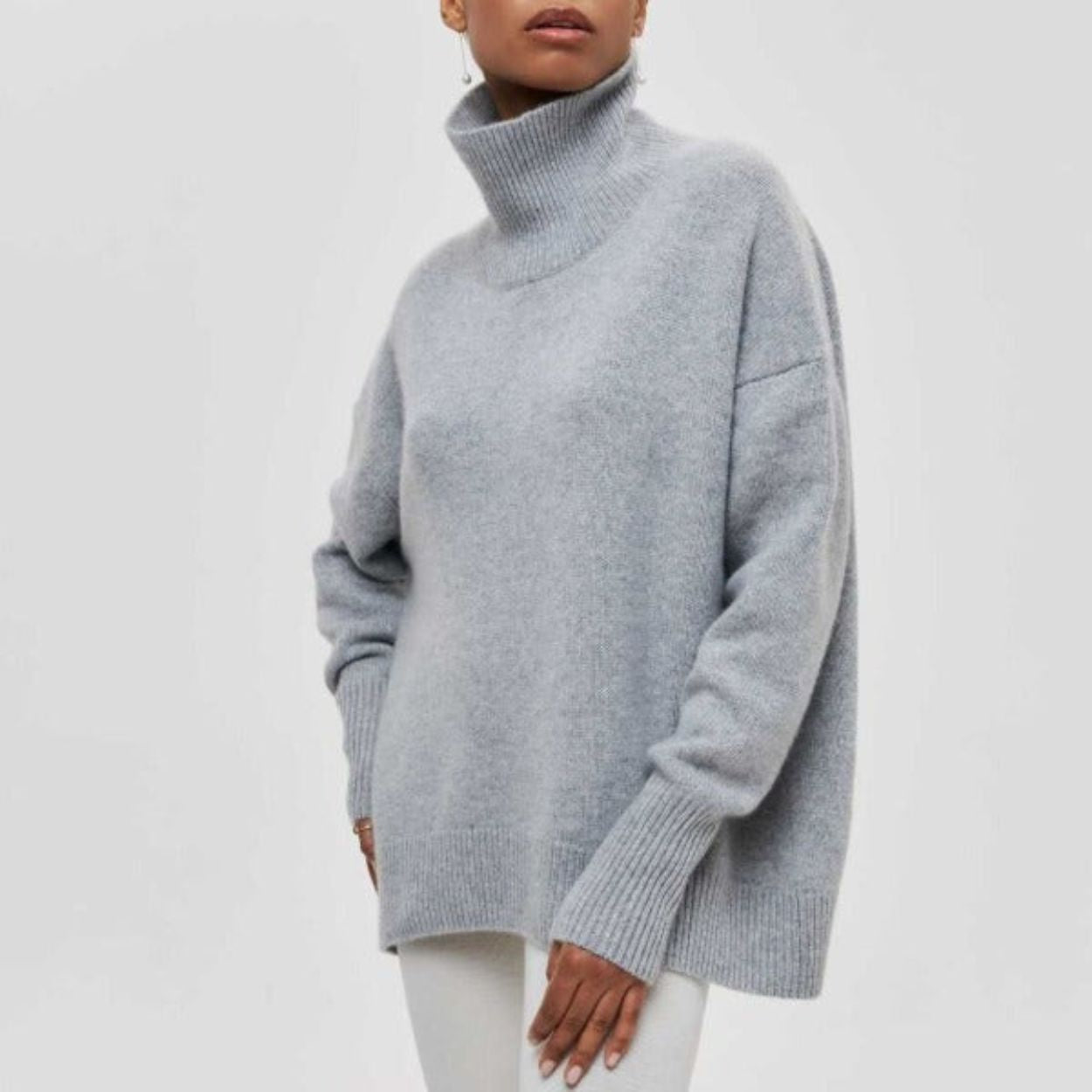 Oversized turtleneck jumper for women