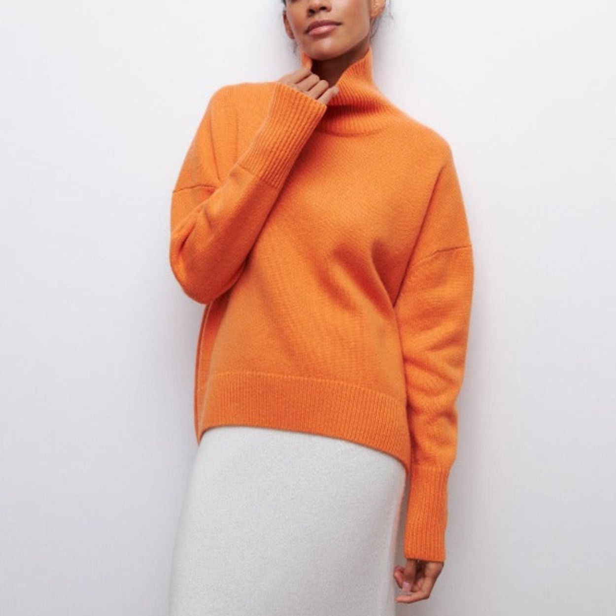 Oversized turtleneck jumper for women