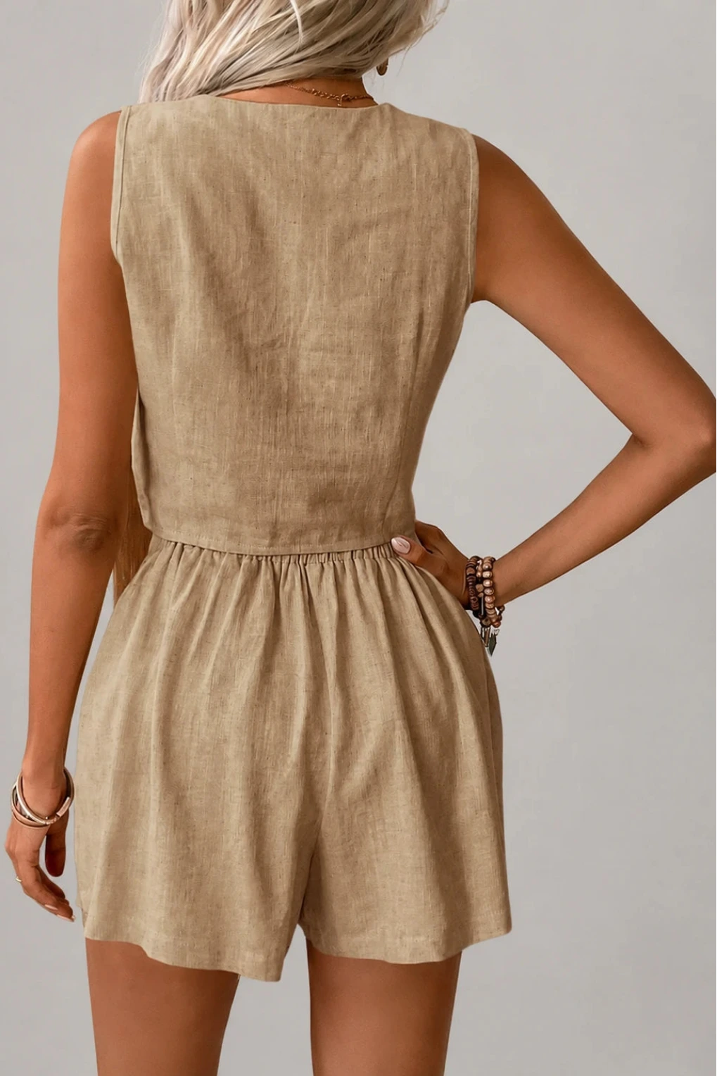 Women's Linen Mix Set with Waistcoat and Pleated Shorts
